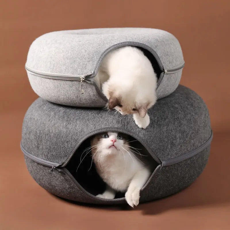 Felt cat tunnel bed